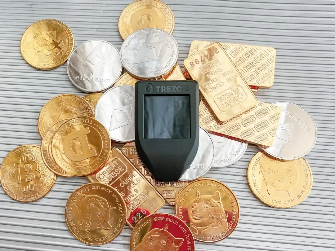 2025年客服耳机行业技术趋势:降噪与录音集成功能成焦点